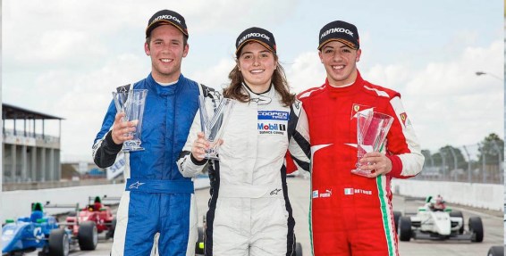 Tatiana ganó la segunda carrera de la primera fecha de la FWS en el Circuito de Sebring - foto gentileza: tatianacalderon.com