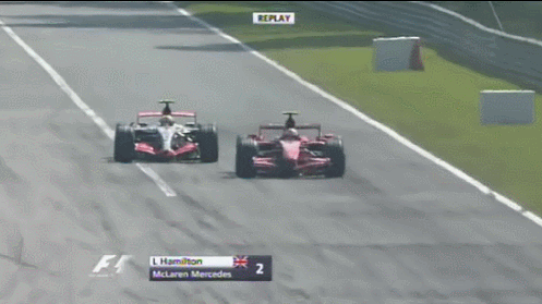 Hamilton overtakes Raikkonen 2007 Italian GP