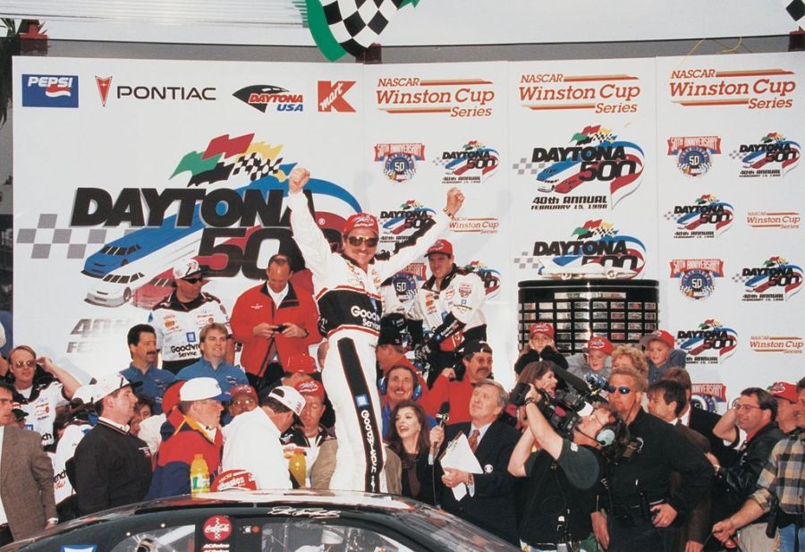 Dale Earnhardt en Victory Lane