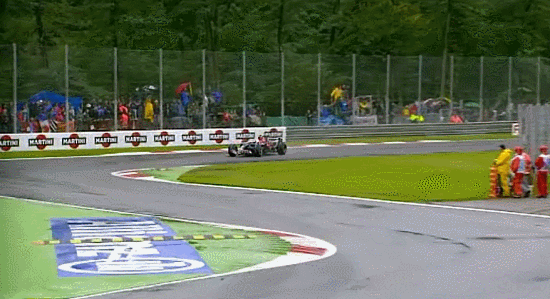 2008 Italian GP - Vettel close call