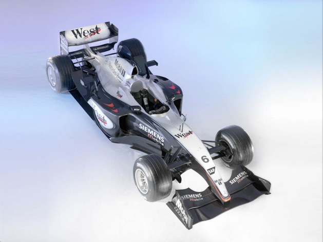 mclaren_mp4-18-manu-03_01