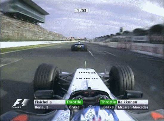 2005 Japanese GP - Kimi overtakes Fisichella